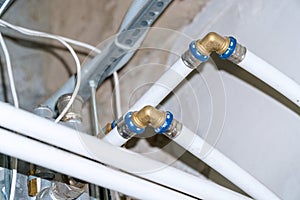 Connection of plastic pipes through fittings