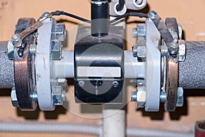 Connection of the supply pump in the home heating system