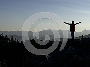 Conquering Peaks and Breaking Barriers: The Inspiring Journey of a Female Mountaineer