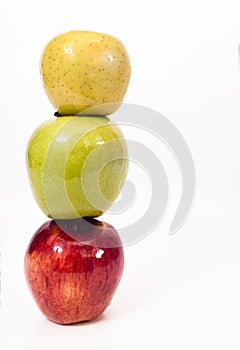 Consecutive three apples