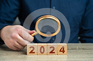 Consider prospects in 2024. Forecasts and assumptions. photo