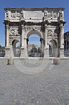 Constantin gate in Rome