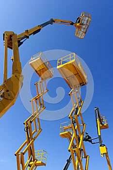 Construction lift platforms