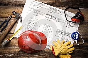 Construction protective workwear with plans