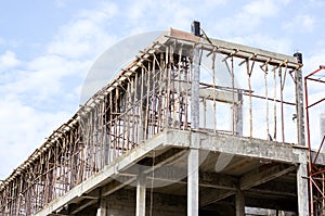 Construction site and building