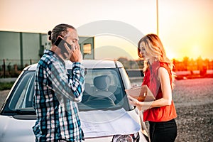 Construction site inspector making report