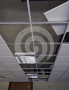 Construction of the structure of a suspended ceiling