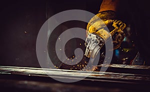 construction tool cutting metal photo