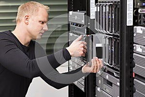 IT Consultant install a new Blade Server