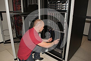 IT consultant performs work in a data center