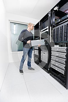 It consultant work with in datacenter