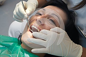 Consulting a dentist