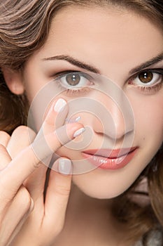 Contact lens