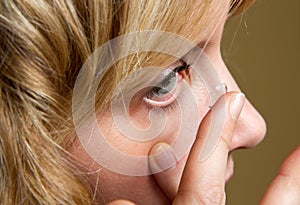 Contact lenses