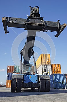 Container lifter