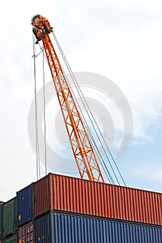 Container operation in port