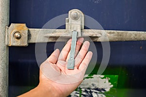 The container seal lock for protect product inside