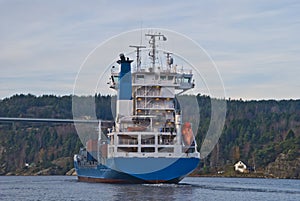 Container ship under svinesund bridge, image 15