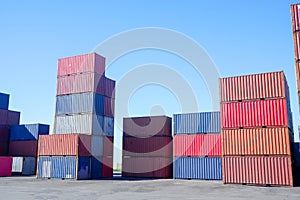 Container stack For importing and exporting goods
