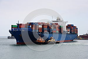 Container vessel