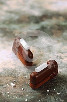 Contemporary Chocolate Vanilla Bar