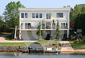 Contemporary Lake Home