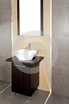 Contemporary lavatory