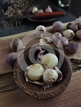 The content in garlic is efficacious as a herbal medicine. photo
