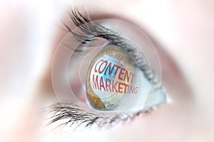 Content Marketing reflection in eye.