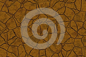 Continuous cracked ground pattern