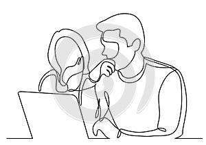 Continuous line drawing of coworkers watching laptop computer together