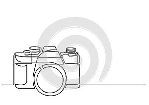 Continuous line drawing of retro photo camera