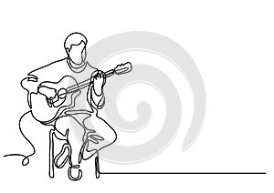 Continuous line drawing of sitting guitarist playing guitar