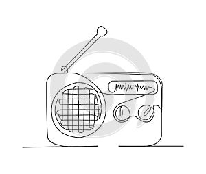 Continuous one line drawing of vintage broadcast radio receiver. Simple Retro radio lineart vector illustration