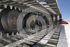 Continuous tracks - snowcat