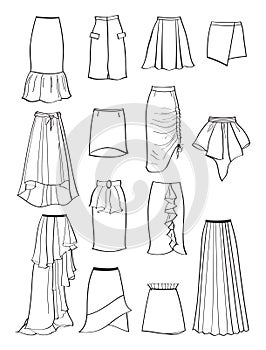 Contour of skirts with asymmetry and folds