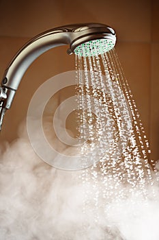 Contrast shower with flowing water