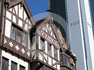 Contrasting architecture