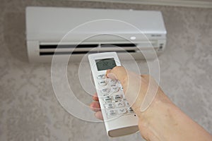 Control air conditioning on a hot