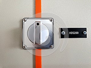 Control Discrepancy Switch for Circuit Breaker Symbol on Mimic Panel