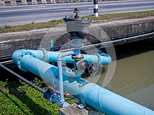 Control knobs for big water blue pipes