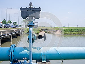 Control knobs for big water blue pipes