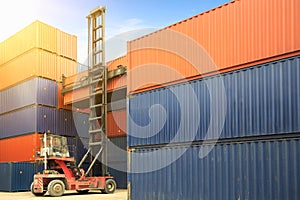 Control loading Containers box from Cargo freight ship