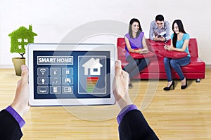 Controller of smart home system