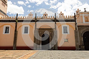 Monasterio de es un uno de el más antiguo templos 