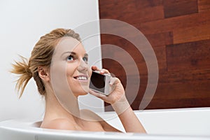 Conversation in bathtub