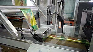 Conveyor automatic lines for the production of ice cream