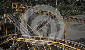 Conveyor belt mine line rock transport