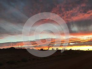 Coober pedy sun set clouds