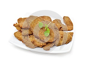 Cooked breaded fillets of seitan